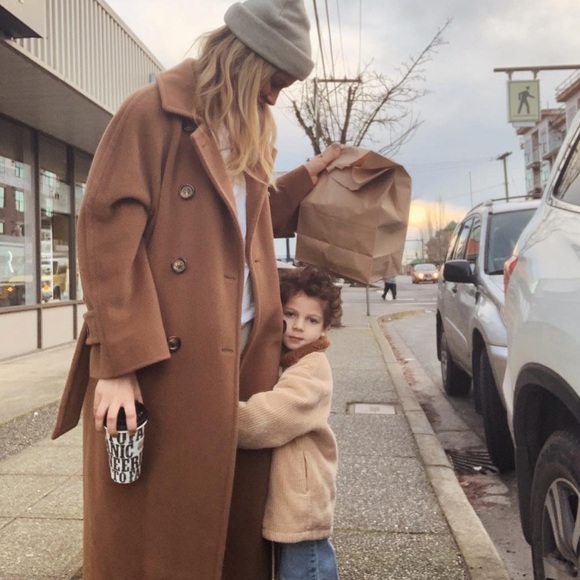 Babaton- The Slouch Coat in Cocoa Sand - Picture 12 of 13